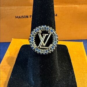 LOUIS VUITTON | ✨NEW✨ Louise Tresor Ring in Blue